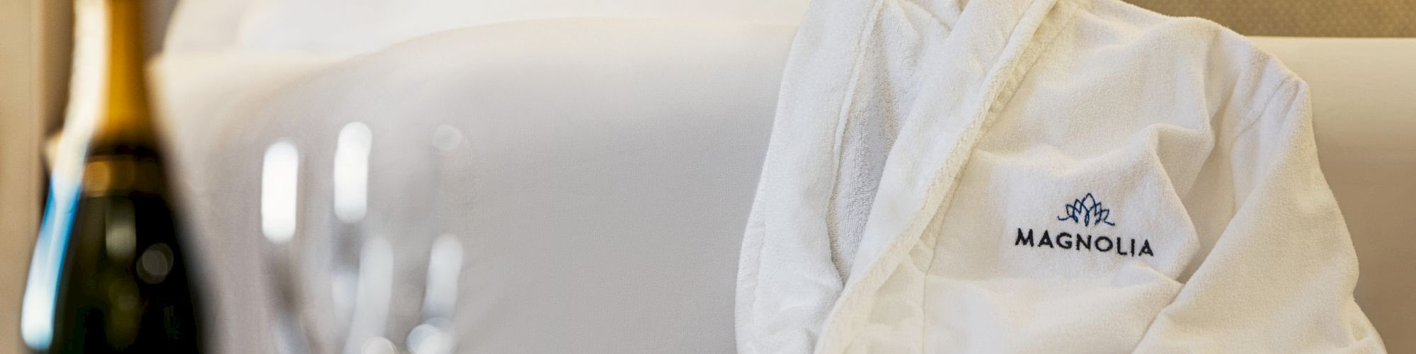 The image shows a bathrobe with 